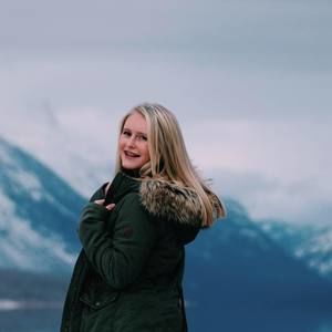 Meet your Posher, Helene